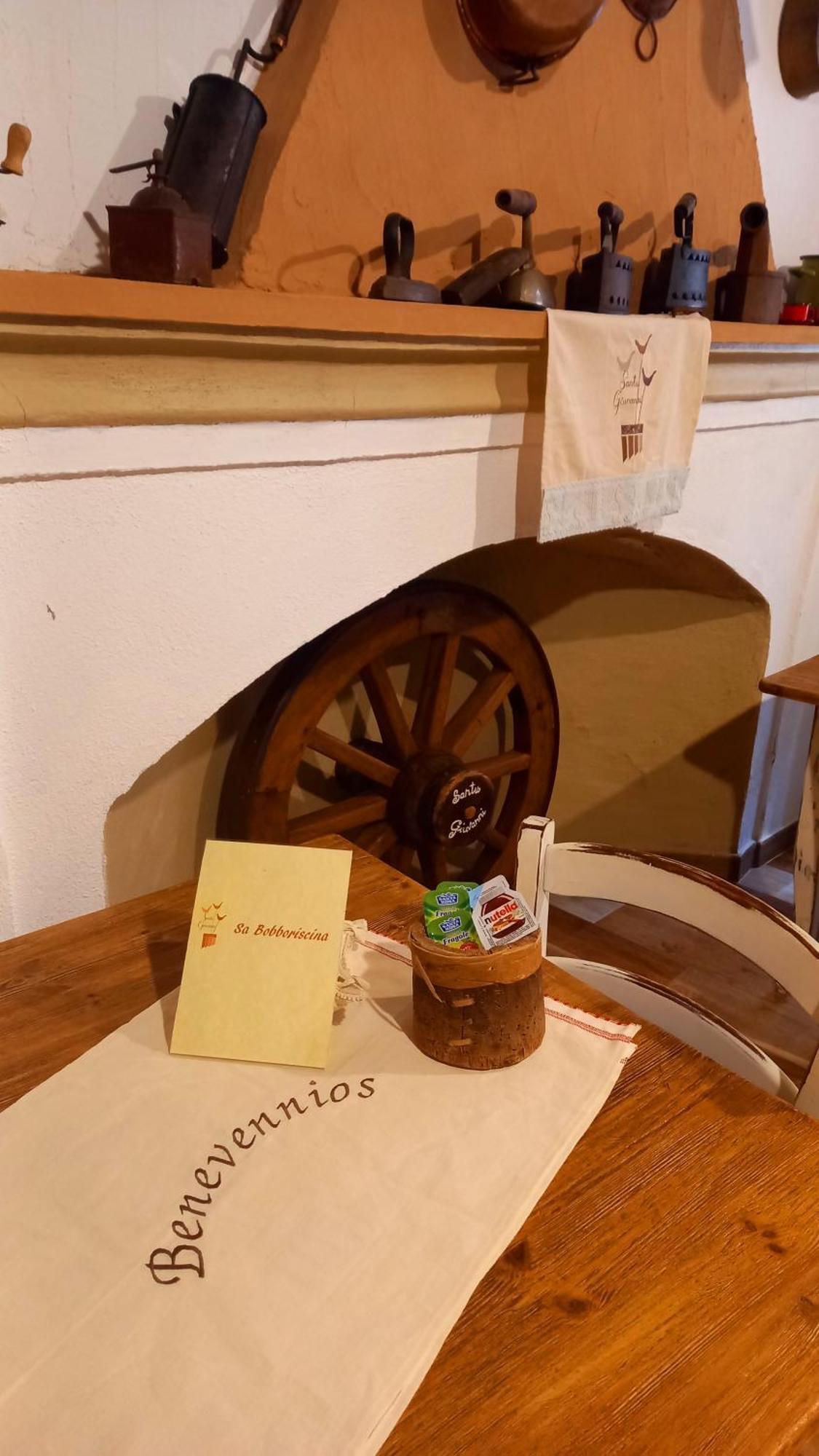 "B&B Santu Giuvanni" Fonni Εξωτερικό φωτογραφία