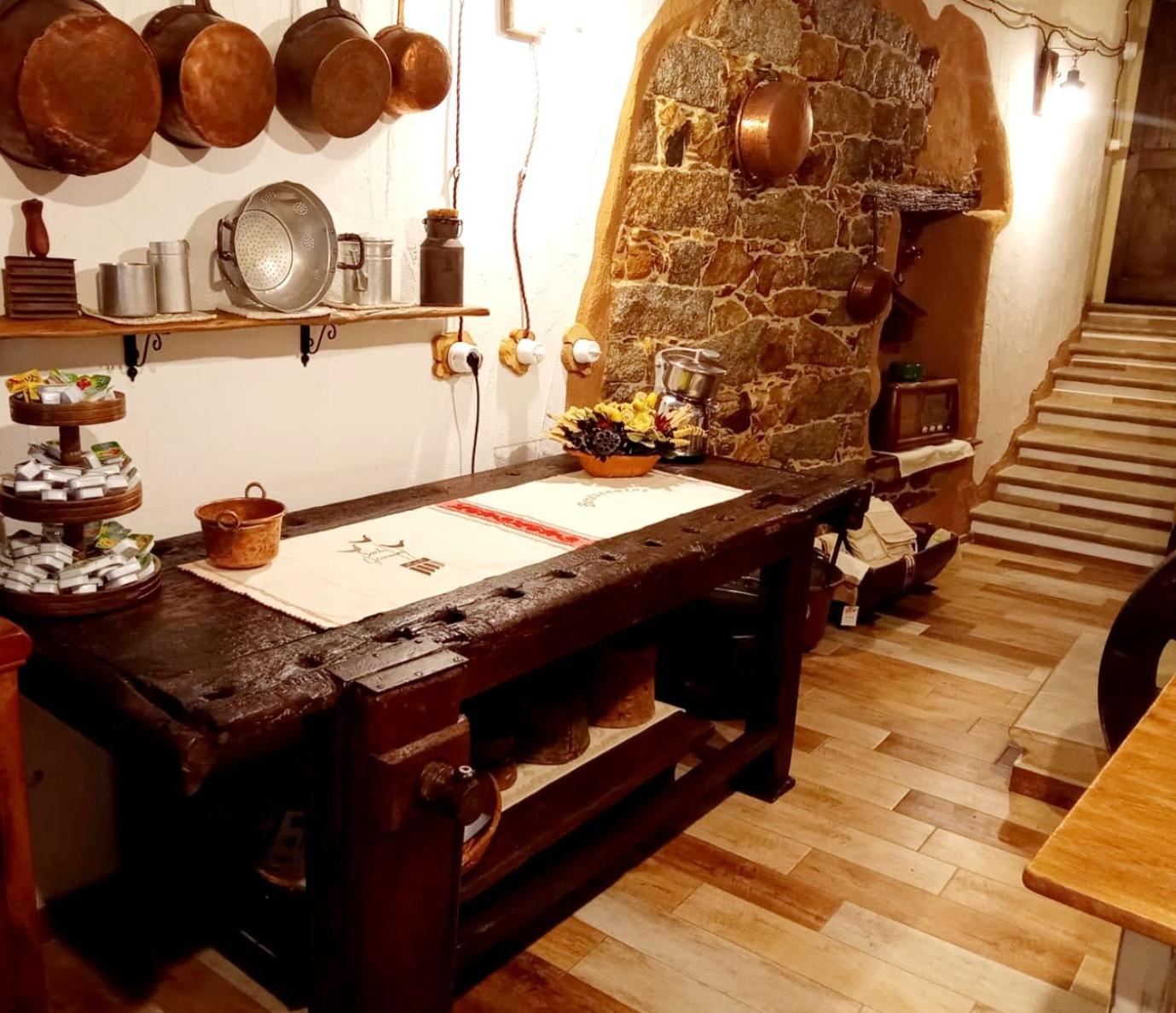 "B&B Santu Giuvanni" Fonni Εξωτερικό φωτογραφία