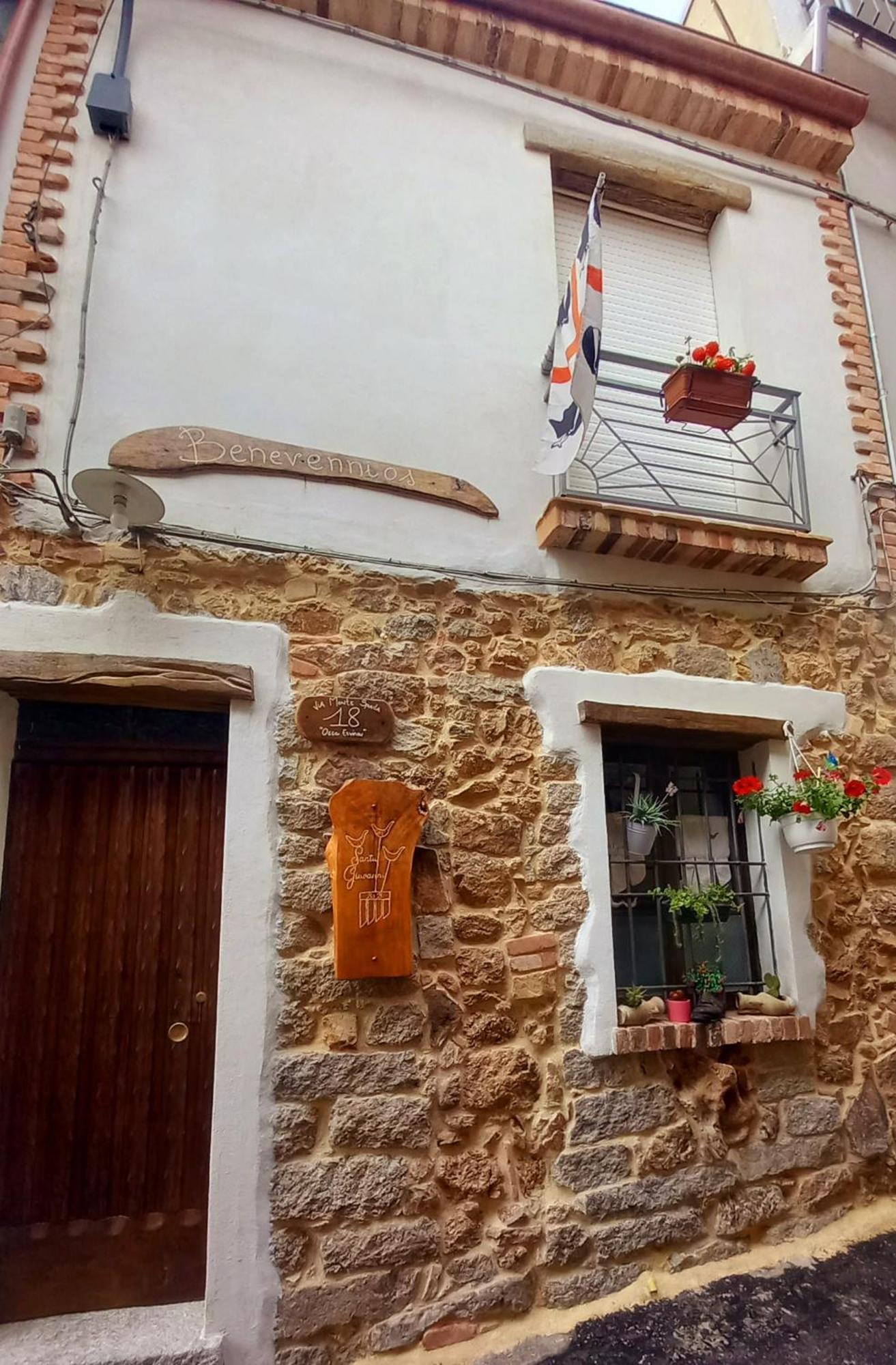 "B&B Santu Giuvanni" Fonni Εξωτερικό φωτογραφία