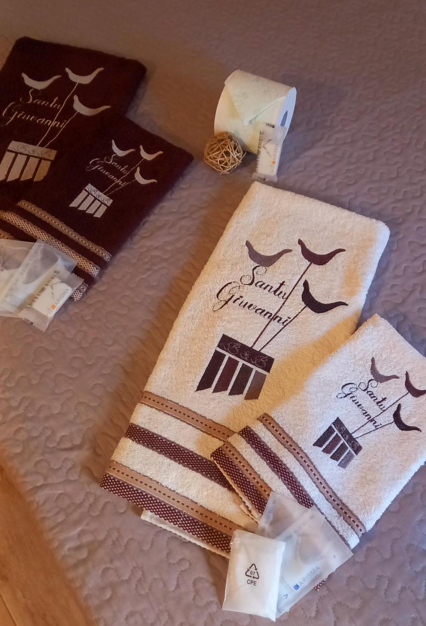 "B&B Santu Giuvanni" Fonni Εξωτερικό φωτογραφία